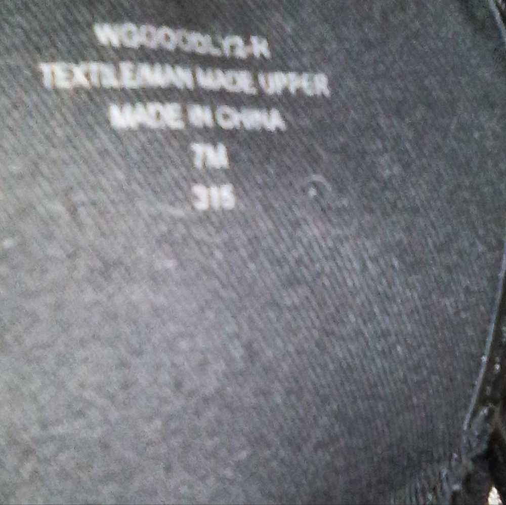 G By Guess Black and Gray Sneakers - Picture 5 of 5